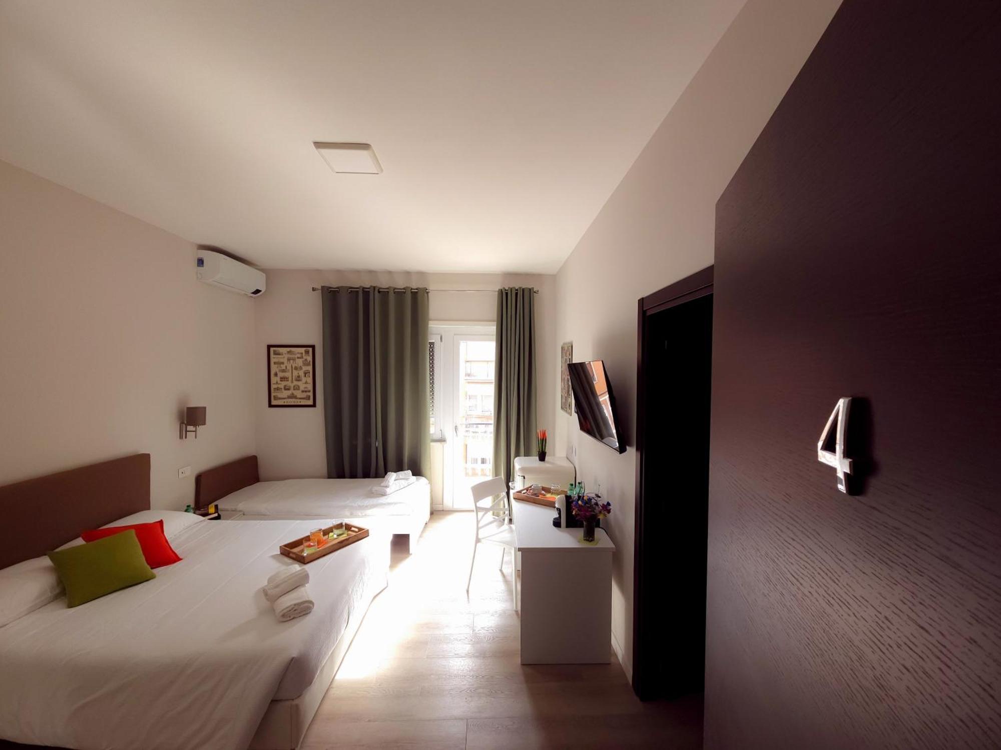 Piol Guest House ローマ エクステリア 写真