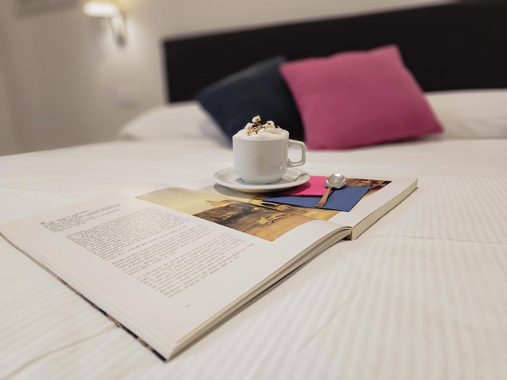 Piol Guest House ローマ エクステリア 写真