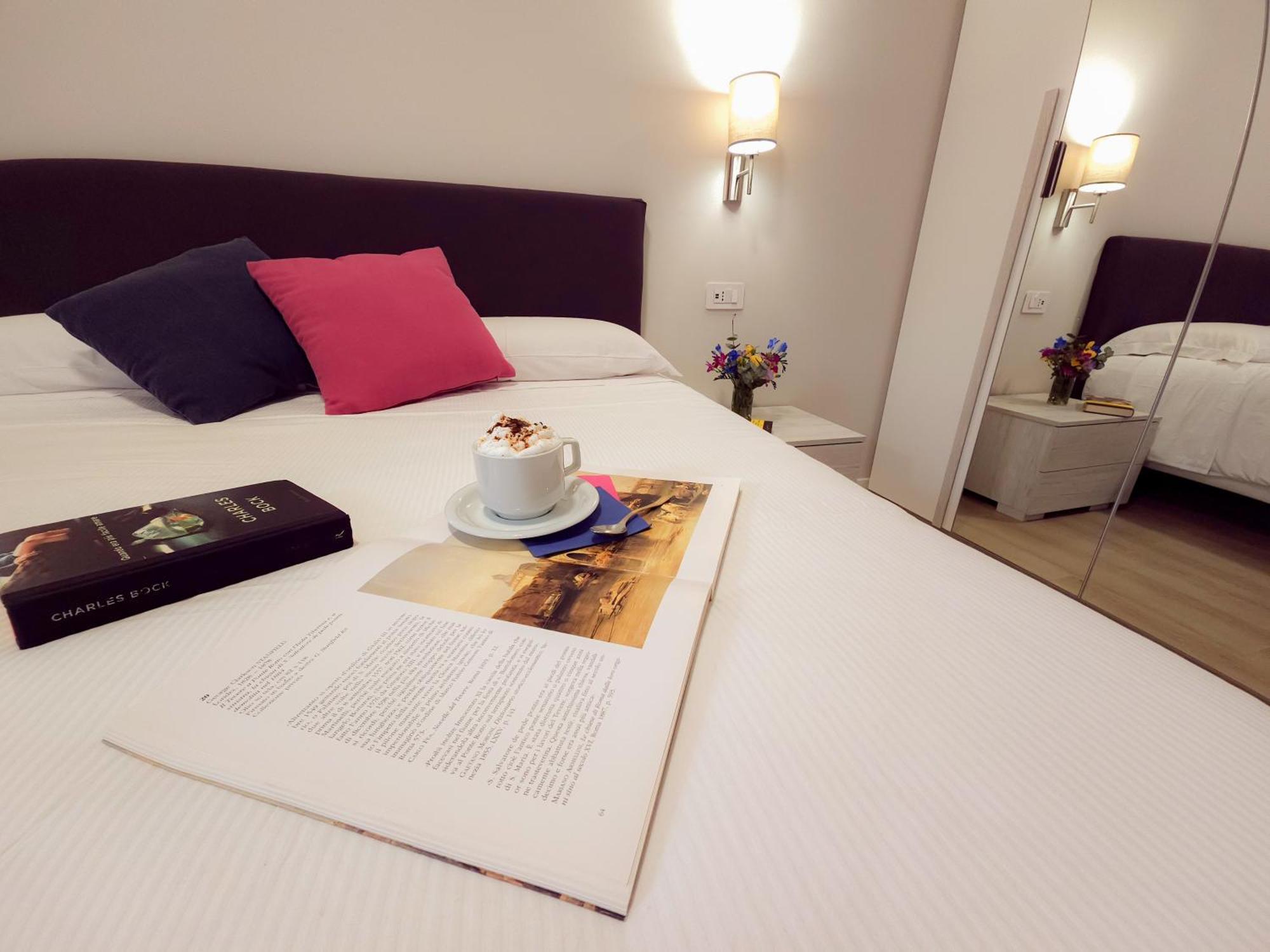 Piol Guest House ローマ エクステリア 写真